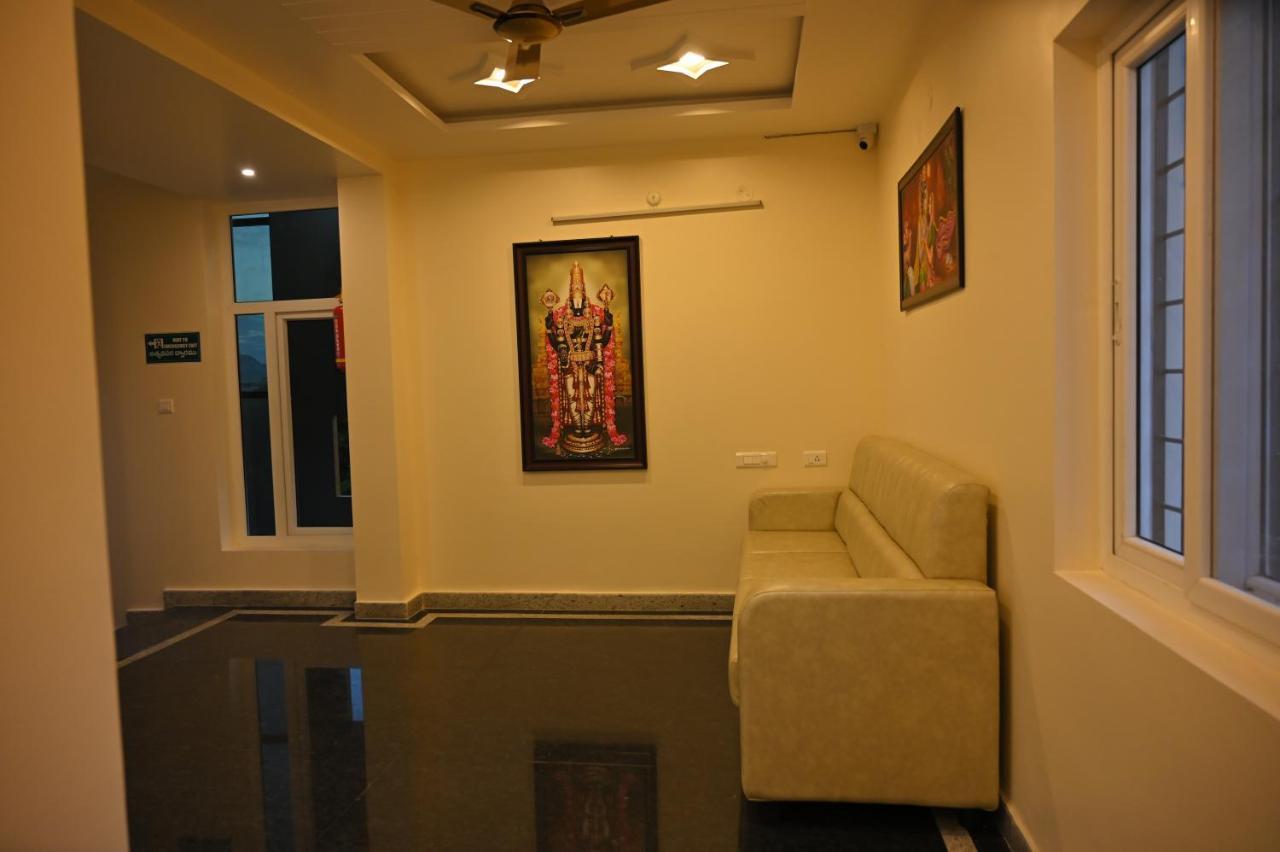 蒂鲁帕蒂 Treebo Sripadha Residency Alipiri Road酒店 外观 照片